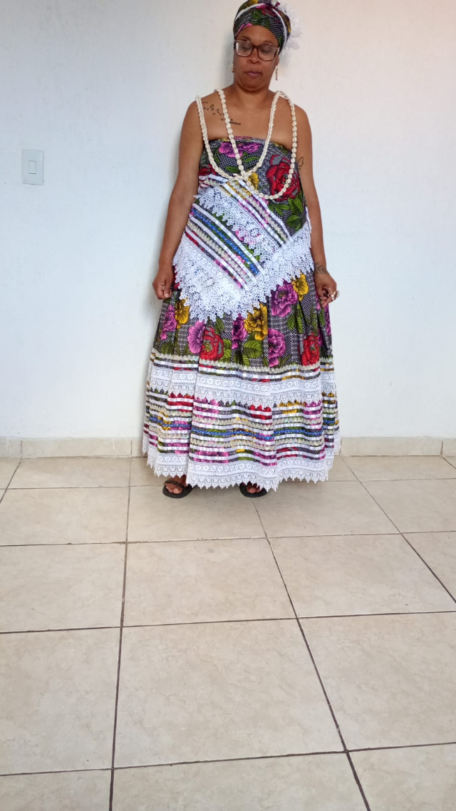 Conjunto Baianas Estampado Florido Renda Branca