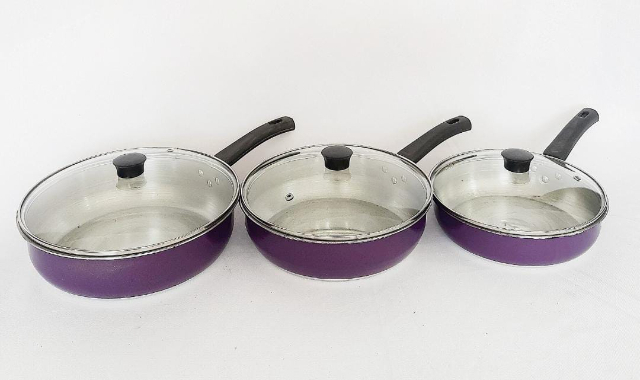 JG DE FRIGIDEIRA TRADICIONAL CRAQUEADA/COLOR C/TAMPA VIDRO OU ALUM�NIO