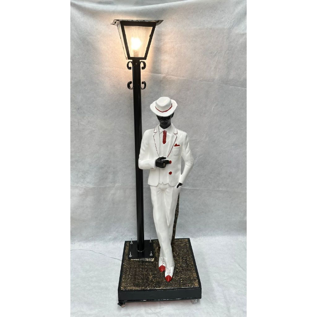 Imagem Z� Pelintra 1.70 Mt no Poste Com Ilumina��o 