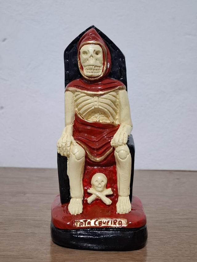 EXU TATA CAVEIRA 20 CM 