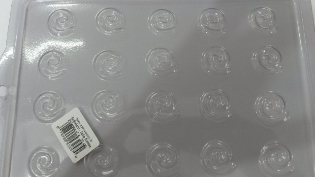Forma acetato ovo 100g simples