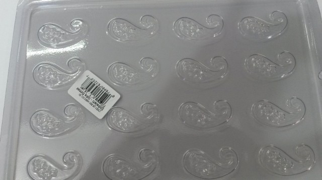 Forma acetato ovo 100g simples