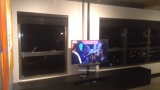 SUPORTE TV MVEL AO TETO C/ SUPORTE SOUNDBAR 2/3MT TUBO DE ALUMNIO PRETO Z3552
