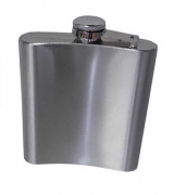 Cantil em metal porta whisky com capacidade 8 oz C