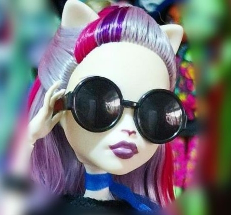 Boneca Antiga Monster High Clawdeen Wolf Roupa Original Mattel