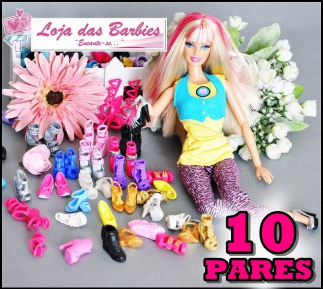 PACOTE ESPECIAL* 05 Roupas Fashion Para Barbie + 10 Pares de