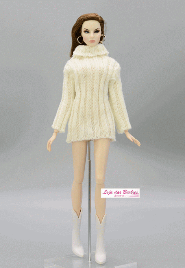 Barbie em camiseta com acabamento de crochê com um top curto e cunhas de  alpargatas generative ai