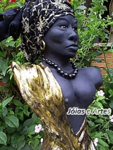 POMBA GIRA