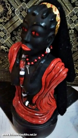 Busto Ib POMBA GIRA --