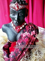 Busto - POMBA GIRA -