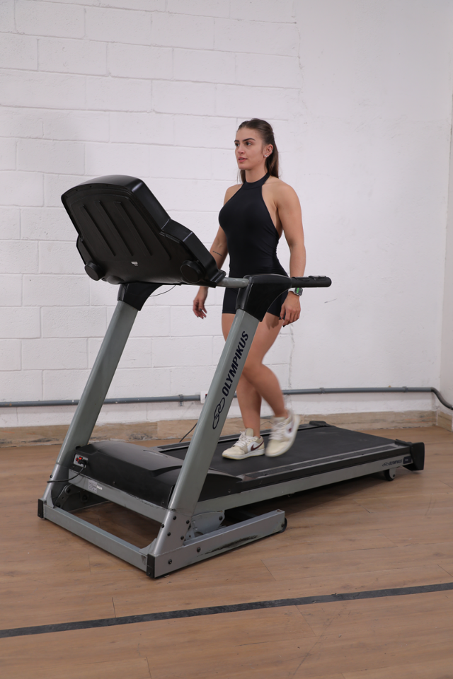 USED⭐burton⭐️incline 40 Esteira Olympikus com inclinação usado por R$3.990,00