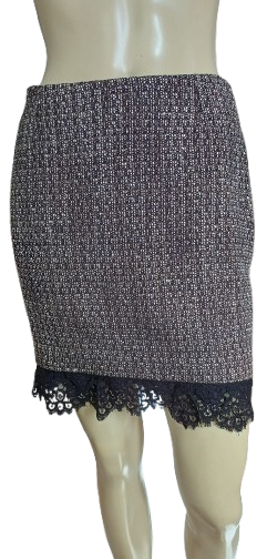 SAIA LE LIS BLANC - TAM=36 - CINTURA=72 - QUADRIL=94 - COMPR=46  (ref. 13549)