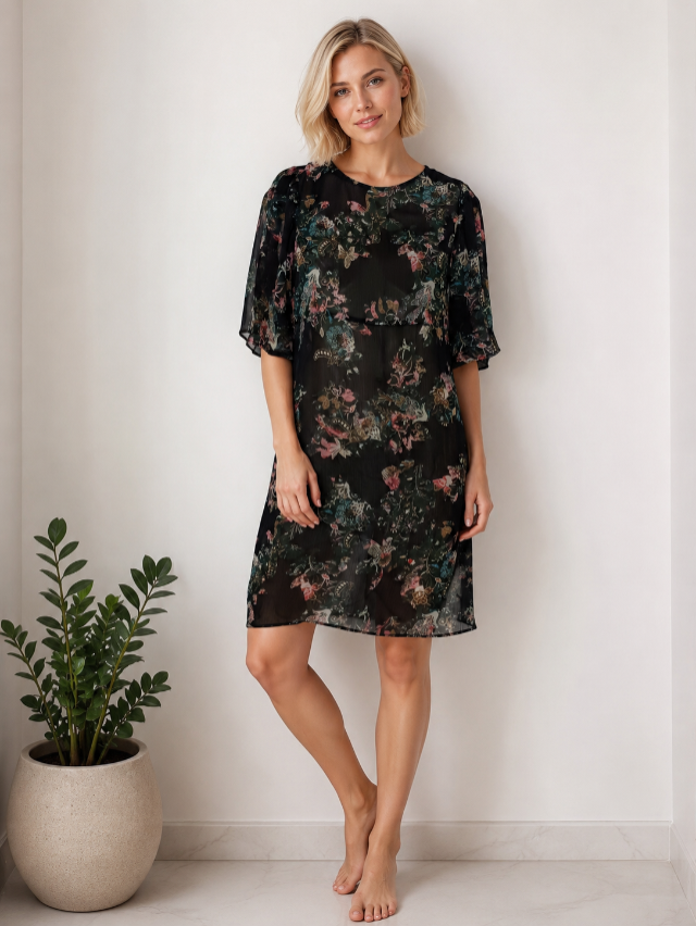 LINGERIE ZARA (NOVO COM ETIQUETA DA LOJA) TAM=M - BUSTO=94 - CINTURA=88 - QUADRIL=102 - COMPR=84 (ref. 14629)