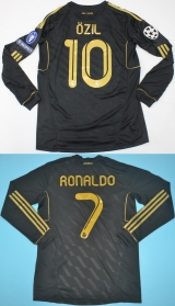 CAMISA RETR REAL MADRID (ESPANHA) 2011 / 2012 - UNIFORME 2 MANGAS LONGAS