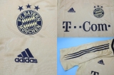 CAMISA RETR BAYERN DE MUNIQUE (ALEMANHA) 2004 / 2005 - UNIFORME 2