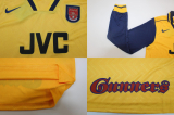 CAMISA RETR ARSENAL (INGLATERRA) 1996 / 1997 - UNIFORME 2 MANGAS LONGAS