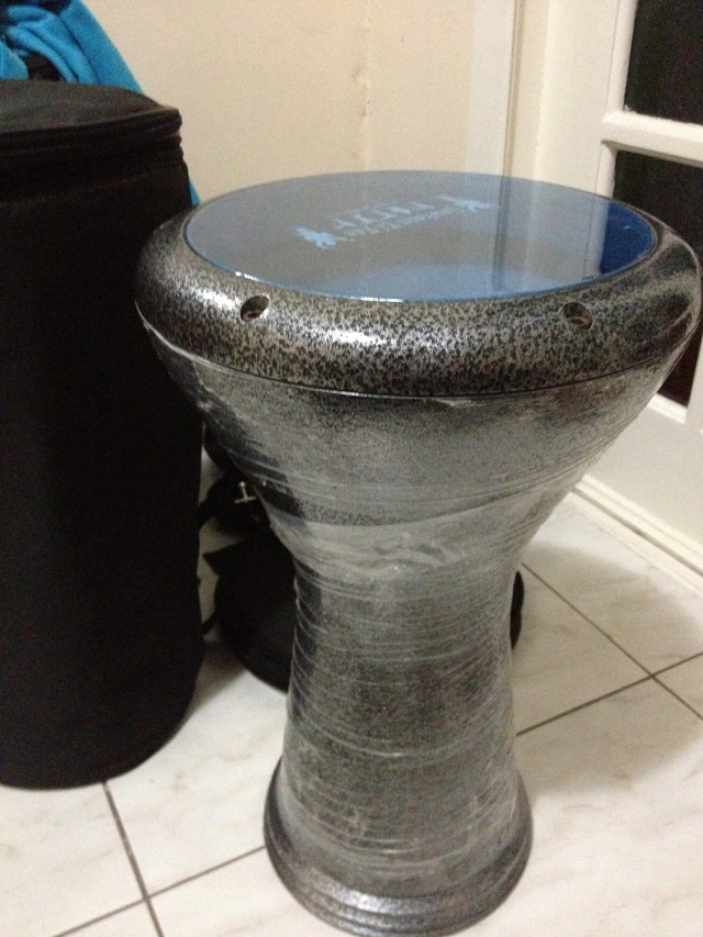 Derbake ,Darbuka Gawharet el Fan Aluminio DRB Prata por R950,00