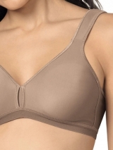 Suti Olimpo Conforto DeMillus 61004 Elastano Control Com Alta Compresso Alas Largas Espumadas Sem Aro e Sem Bojo Cor Bege Rosado