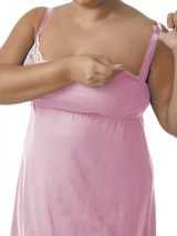 Camisola Maternal DeMillus 30156 Em Viscose Elstica Detalhes Em Renda Elstica Com Fecho Nas Alas Para Auxiliar Na Amamentao
