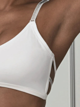 Suti Top DeMillus Brilho 61126 Microfibra e Elstico Metalizado Sem Bojo Sem aro Sem Fecho Ideal Para Usar Com Peas Cavadas Cor Branco Tamanho 44
