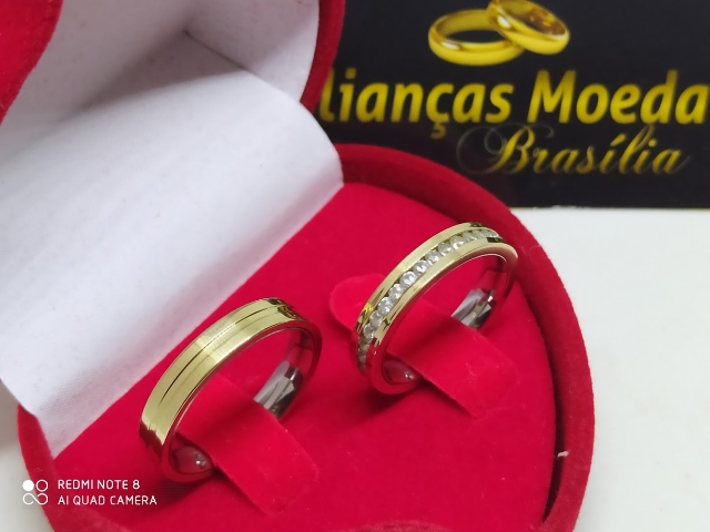 Aliança Casamento/Noivado ouro 18k - 10mm - personagens Batman e Mulher  Maravilha