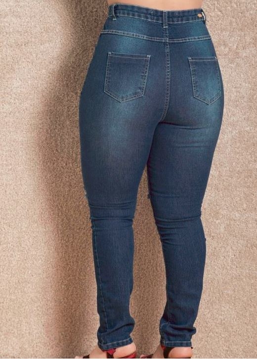 Calça Jeans Skinny Rasgada no Joelho, by Beline Plus Size