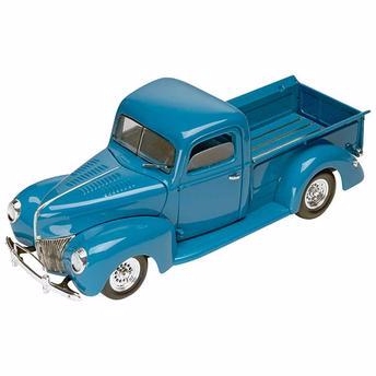 Ford Pickup Truck 1940 1:24 # 85-4928 - REVELL