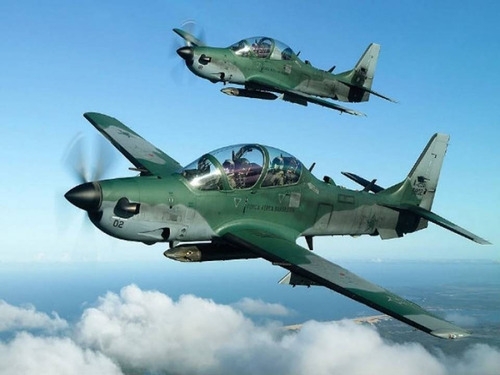 A-29 SUPER TUCANO, Aeromodelo fabricado no Brasil pela JUNIAER