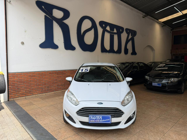 FORD FIESTA 1.6 TITANIUM POWERSHFT ANO 2015