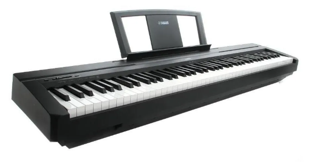 PIANO DIGITAL YAMAHA P45 COM FONTE PRETO C�D 5501