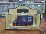 Miniatura Inglesa Lledo - L.N.E.R 1934 Dennis Parcels Van - Days Gone, Vintage Models - Coleo DN
