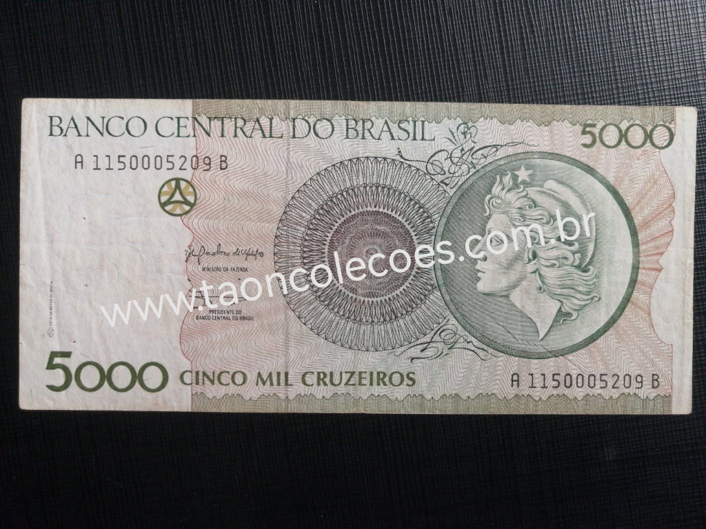 C222 - BRASIL 5.000 CRUZEIROS DE 1990 - MBC / Nº A1150005209B (ESCASSA)