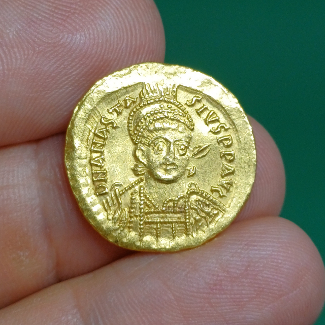 Anastasius I, 491-518 dC. Au solidus. 4,40g/20,5mm