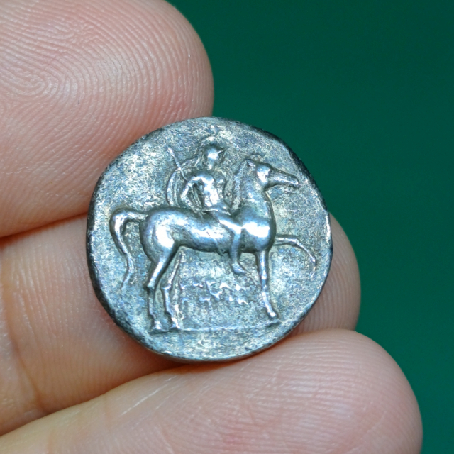 Calabria, Tarentum. 272-240 aC. Ar nomos. 5,53g/18,6mm