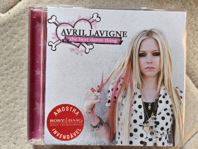 AVRIL LAVIGNE - THE BEST DAMN THING por R$30,00
